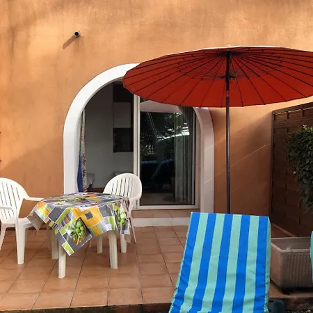 50m T2 Grande Terrasse Vue Climatise Piscine Chauffee, Parking Clos Gratuit * Sanary-sur-Mer