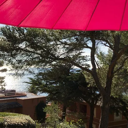 50m T2 Grande Terrasse Vue Climatise Piscine Chauffee, Parking Clos Gratuit * Sanary-sur-Mer